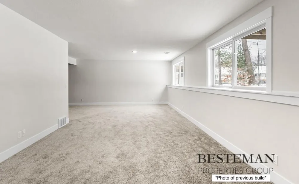 1519 E Addison Way Laketon Township, MI 49445