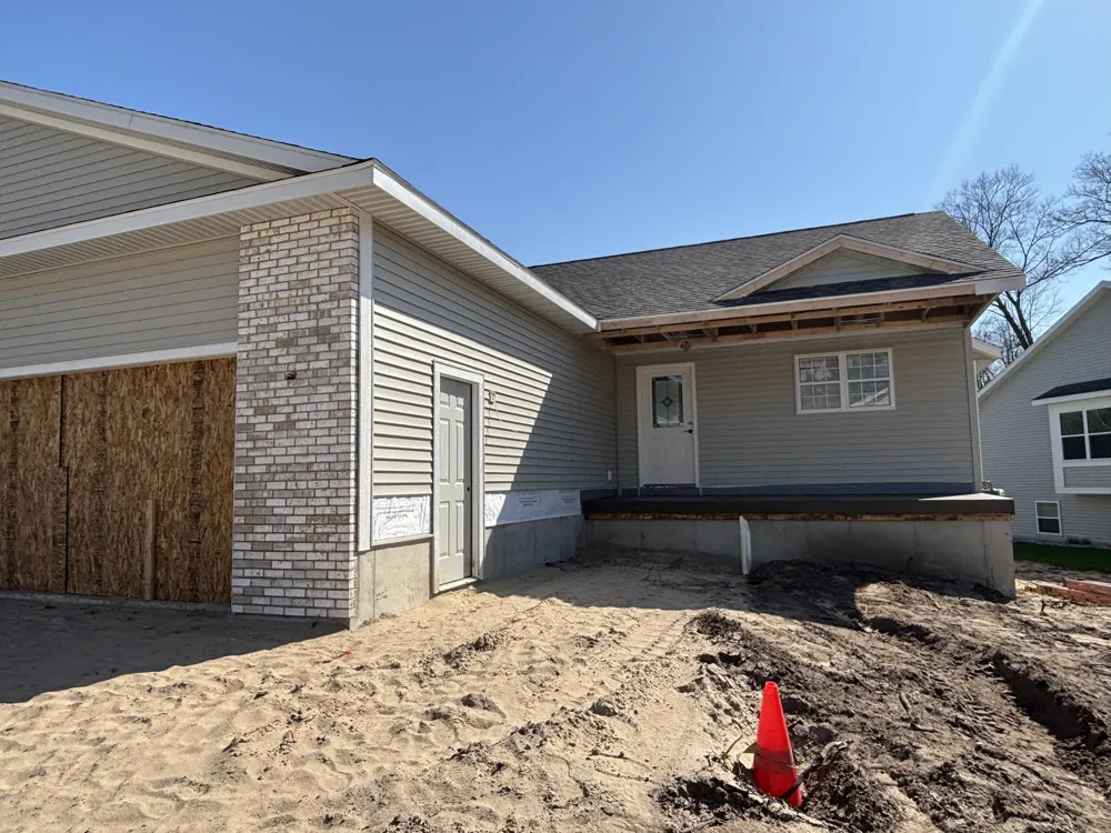 1519 E Addison Way Laketon Township, MI 49445