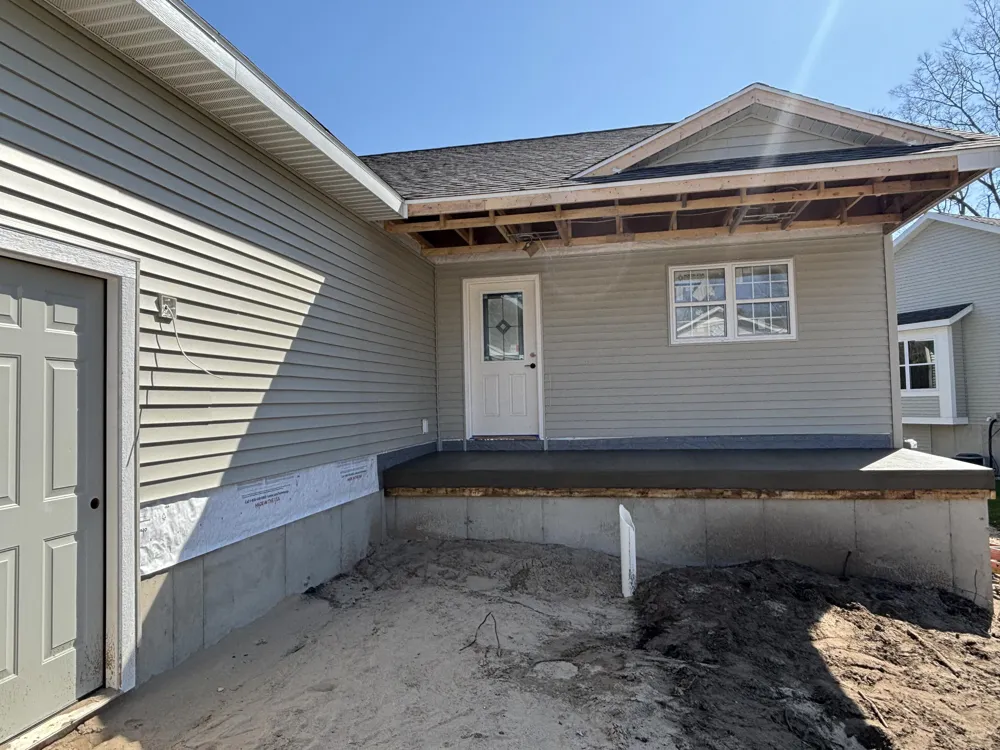 1519 E Addison Way Laketon Township, MI 49445