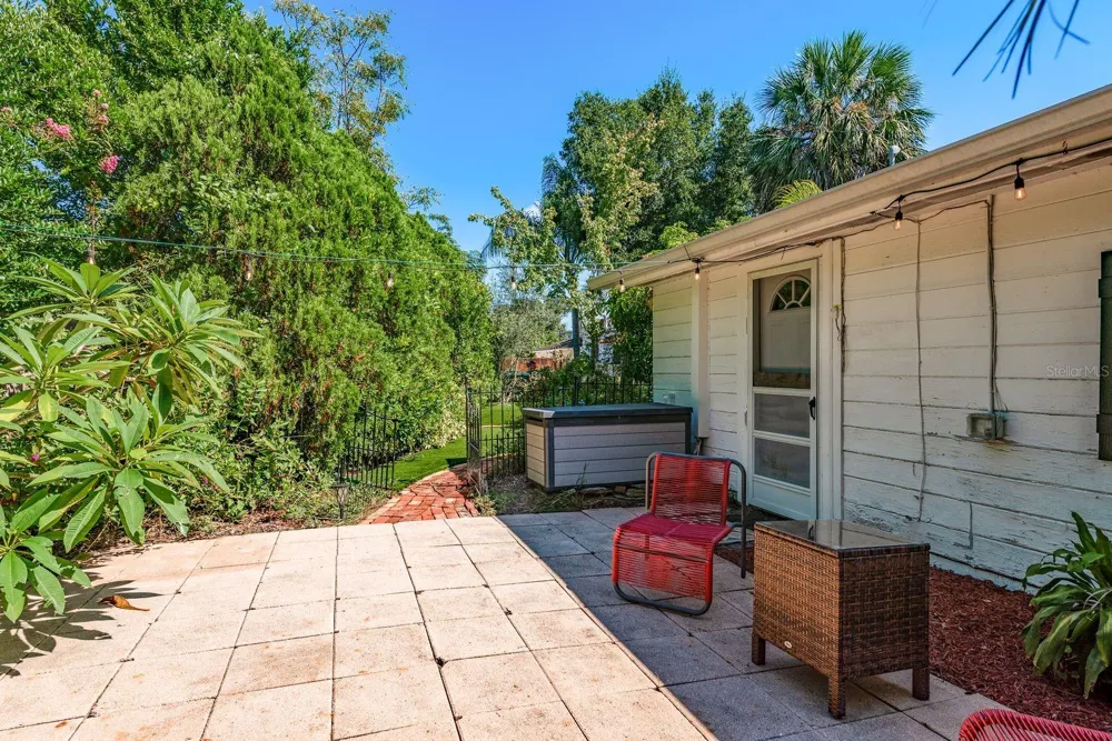 1880 WASHINGTON AVENUE Clearwater, FL 33755