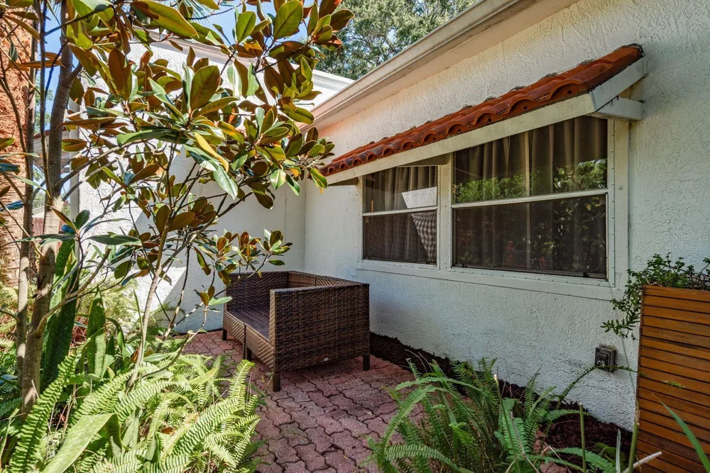 1880 WASHINGTON AVENUE Clearwater, FL 33755