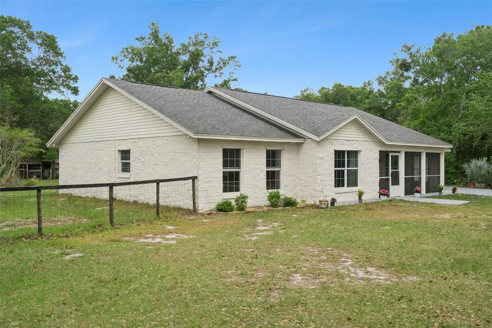 22726 WINTERWILLOW LANE Eustis, FL 32736