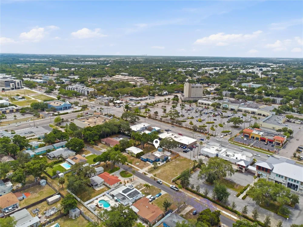 923 1ST AVENUE NW Largo, FL 33770