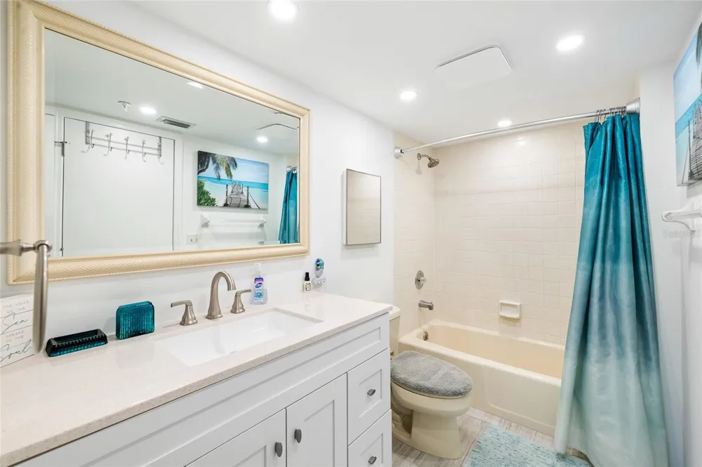 9200 LITTLE GASPARILLA #304 Placida, FL 33946