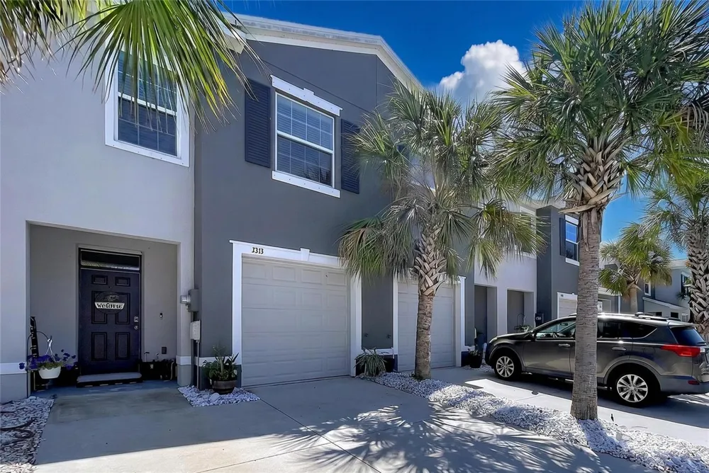 3313 PLEASANT WILLOW COURT Brandon, FL 33511