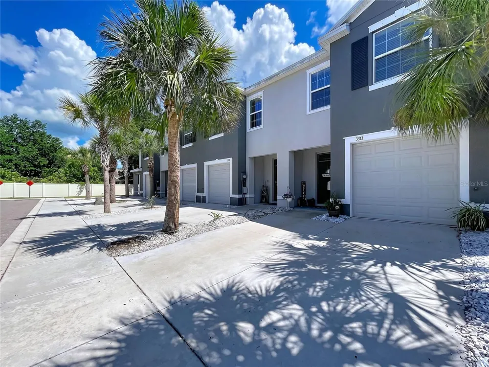 3313 PLEASANT WILLOW COURT Brandon, FL 33511
