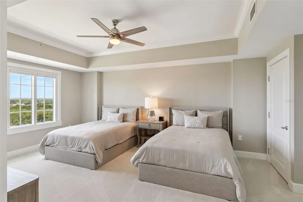7593 GATHERING DRIVE #503 Reunion, FL 34747