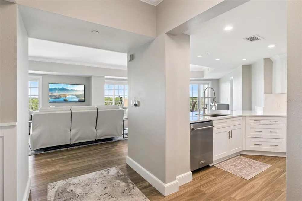 7593 GATHERING DRIVE #503 Reunion, FL 34747