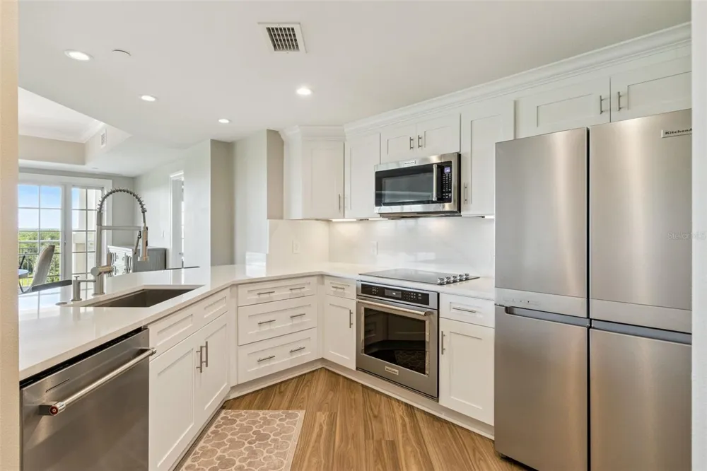 7593 GATHERING DRIVE #503 Reunion, FL 34747