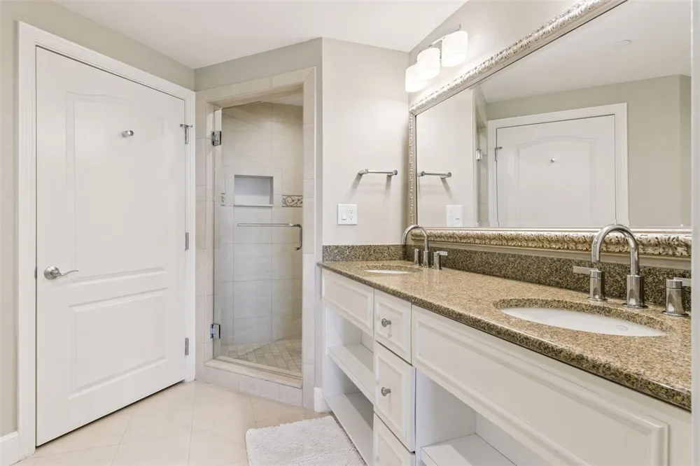 7593 GATHERING DRIVE #503 Reunion, FL 34747