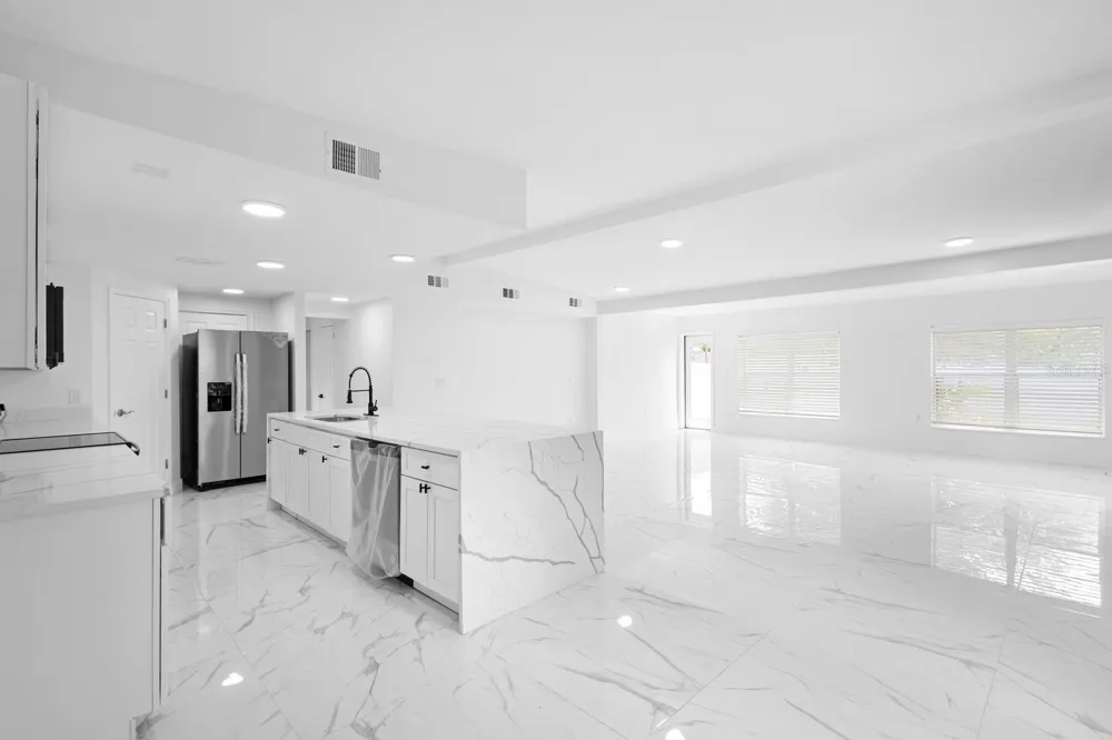 1511 E HORATIO AVENUE Maitland, FL 32751