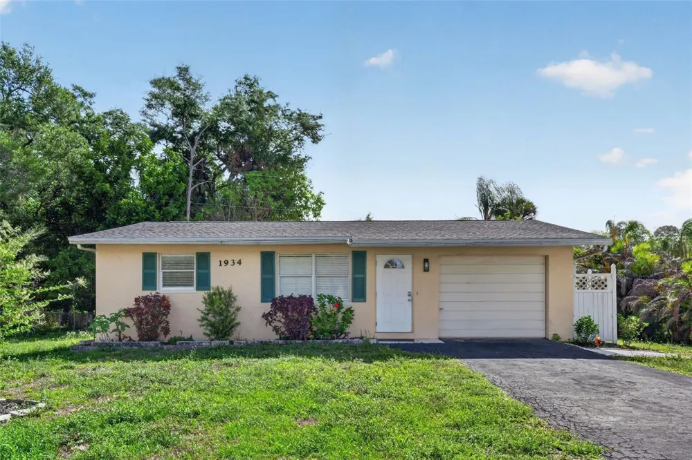 1934 FLAMINGO DRIVE North Fort Myers, FL 33917