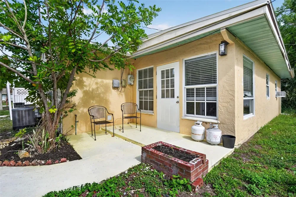 1934 FLAMINGO DRIVE North Fort Myers, FL 33917