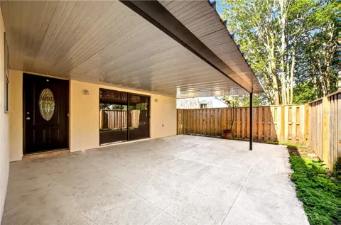 2906 ASH DRIVE