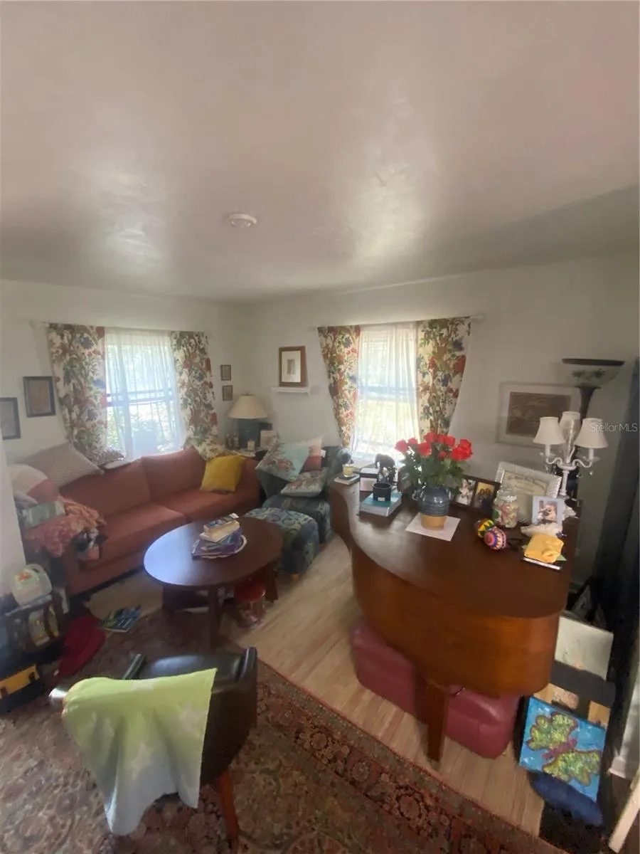 1231 NE 9TH STREET W Gainesville, FL 32601