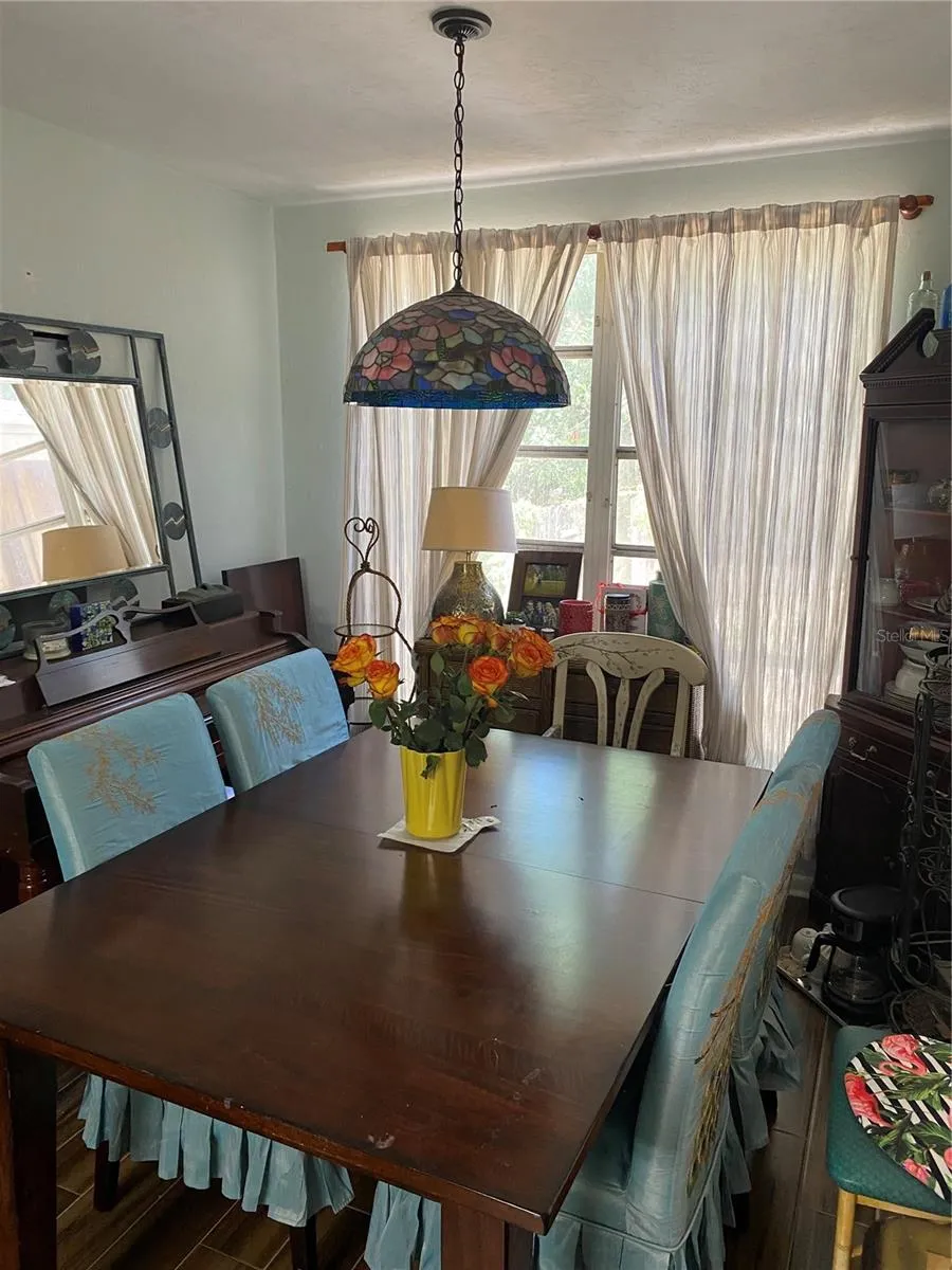 1231 NE 9TH STREET W Gainesville, FL 32601