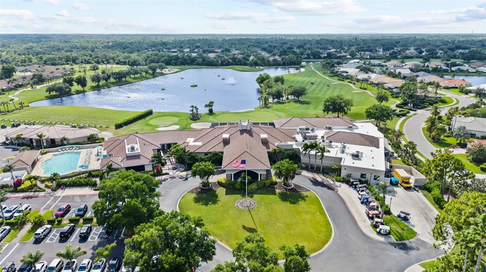 5231 MAHOGANY RUN AVENUE #325 Sarasota, FL 34241