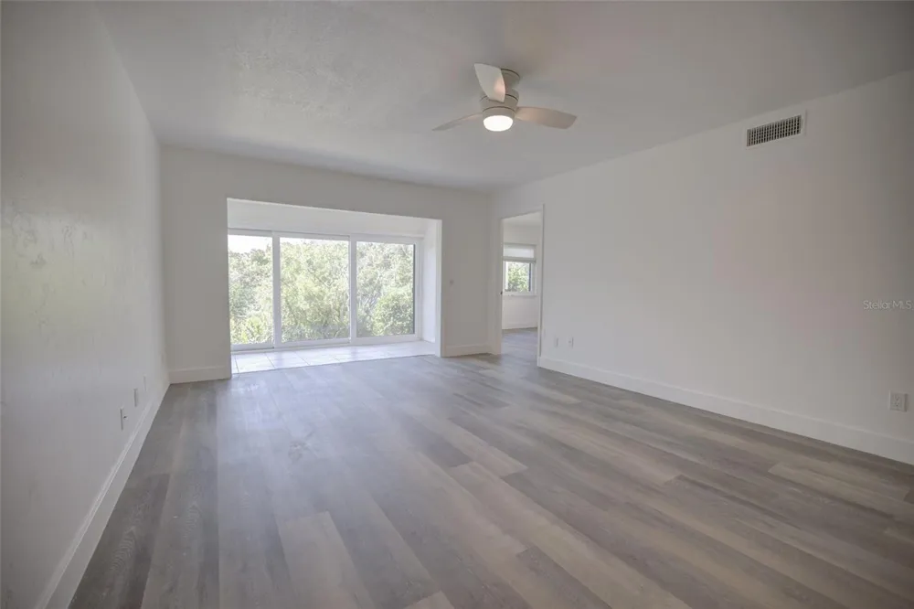 10134 REGAL DRIVE #1 Largo, FL 33774