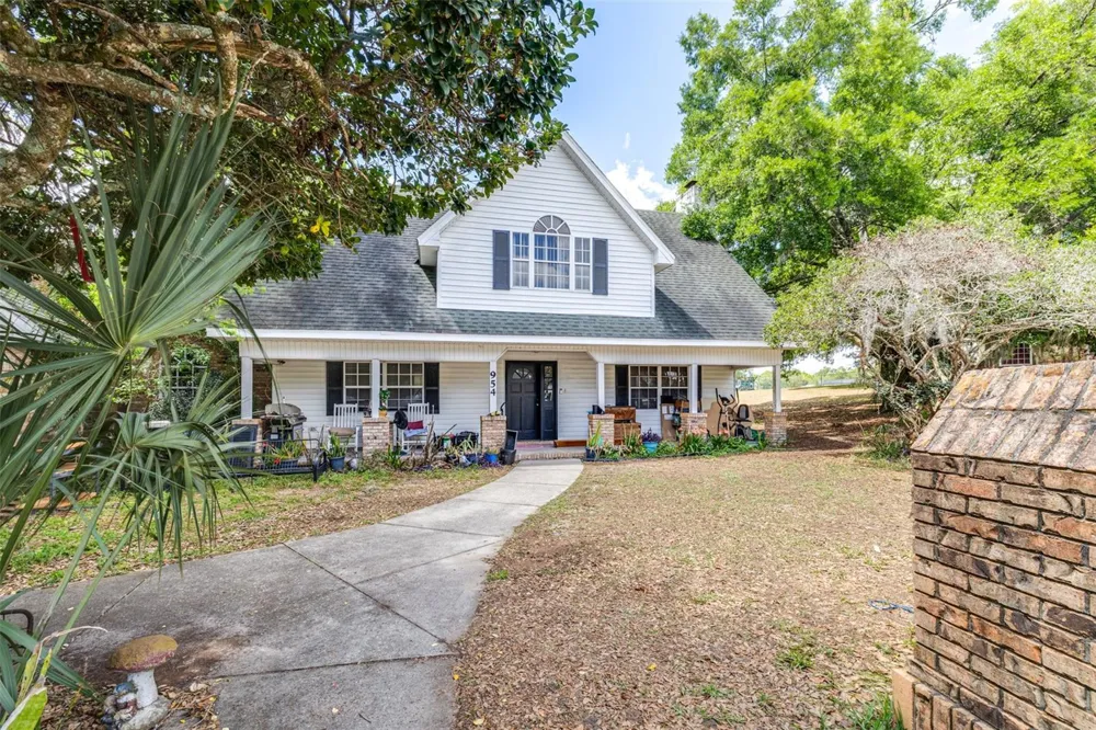 954 ODONIEL DRIVE Lakeland, FL 33809