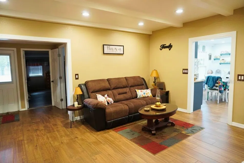 11717 E SALMON DRIVE Floral City, FL 34436