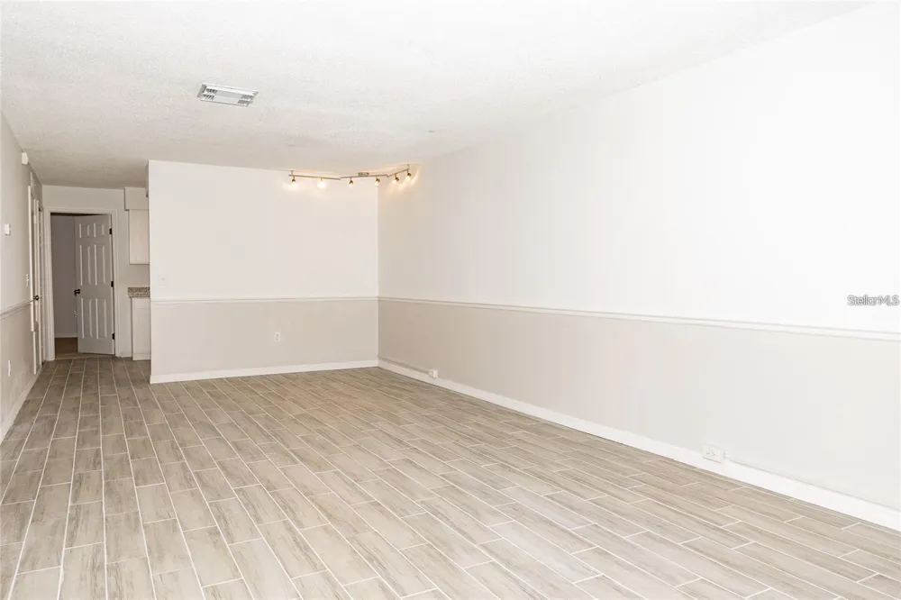 1267 WOODMAN WAY Orlando, FL 32818