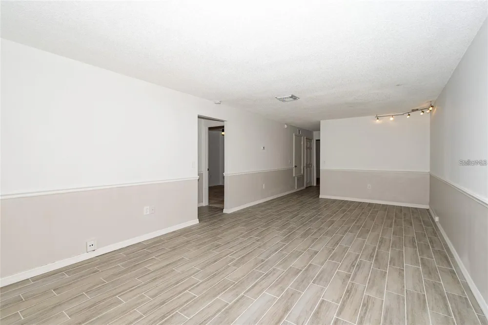 1267 WOODMAN WAY Orlando, FL 32818