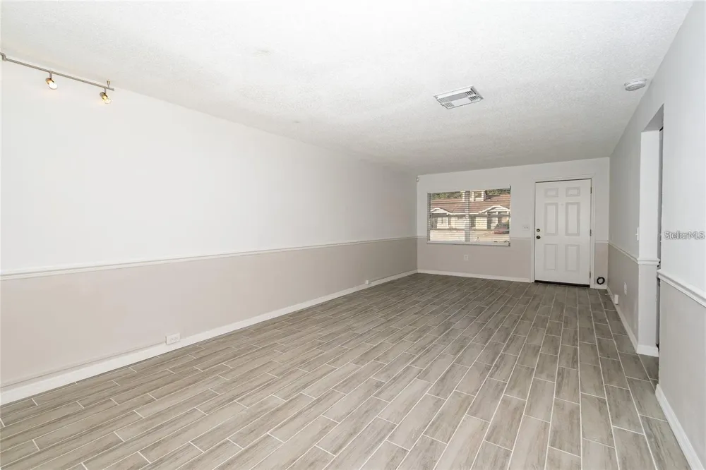 1267 WOODMAN WAY Orlando, FL 32818