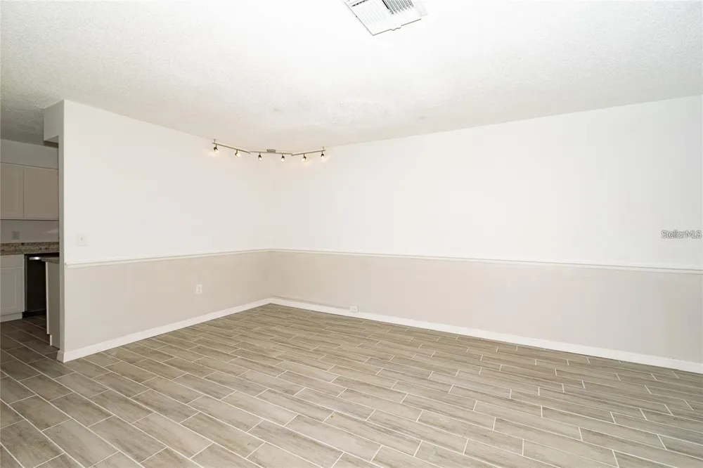 1267 WOODMAN WAY Orlando, FL 32818