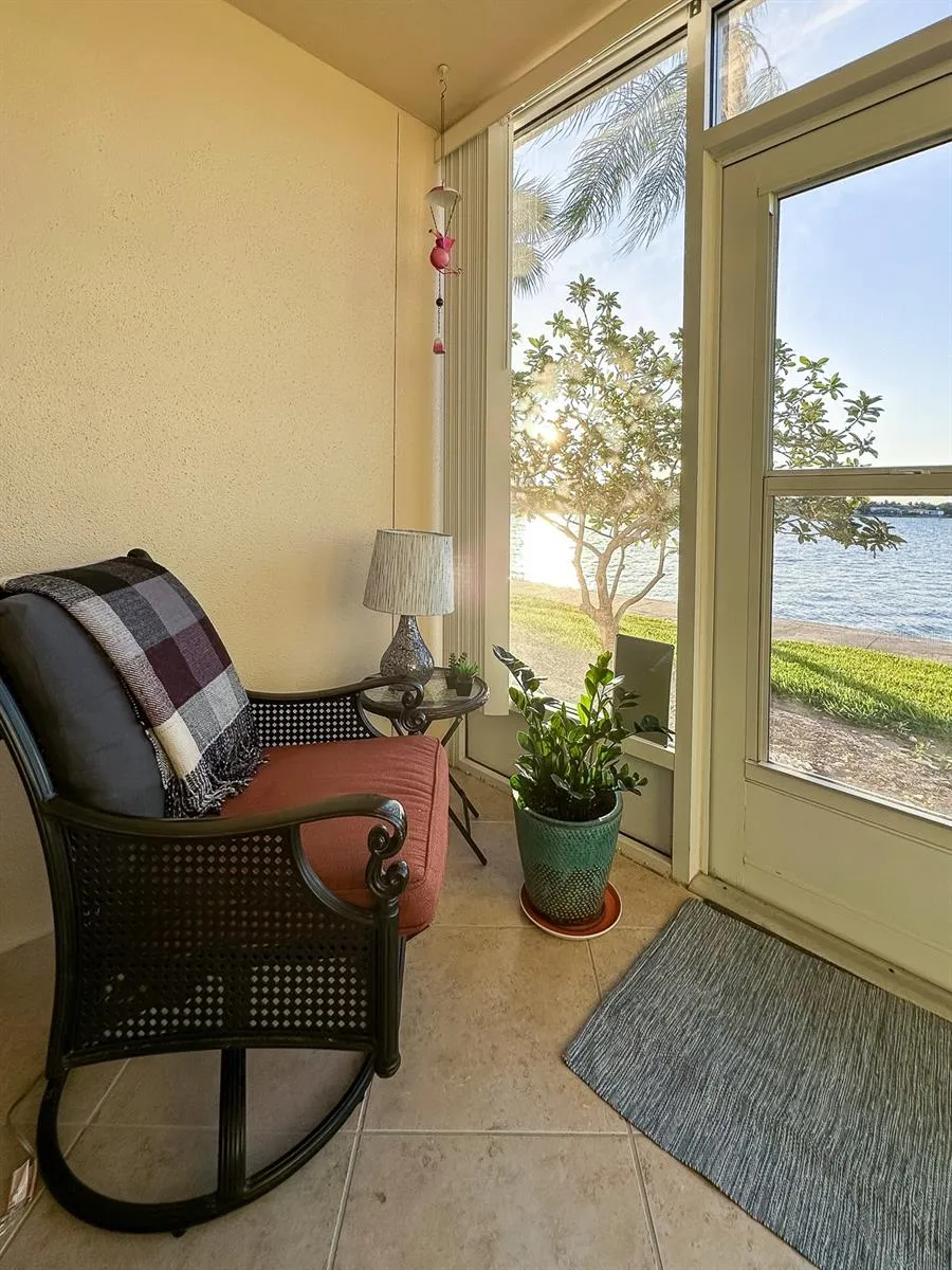 7920 SUN ISLAND DRIVE S #102 South Pasadena, FL 33707