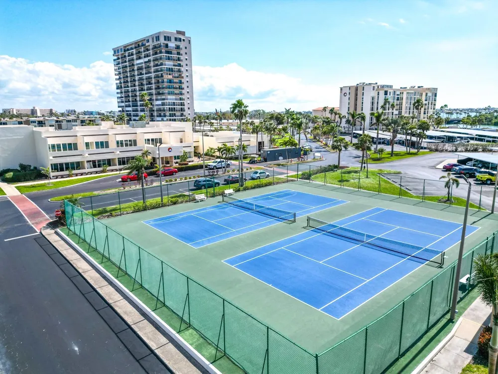 7920 SUN ISLAND DRIVE S #102 South Pasadena, FL 33707