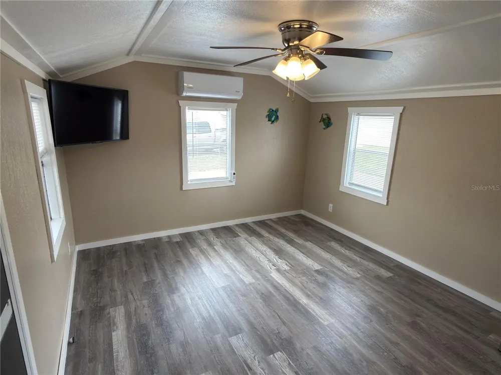 5073 SHORE LINE DRIVE Polk City, FL 33868
