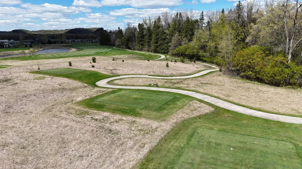 2230 Clubhouse Drive Lake City, MN 55041