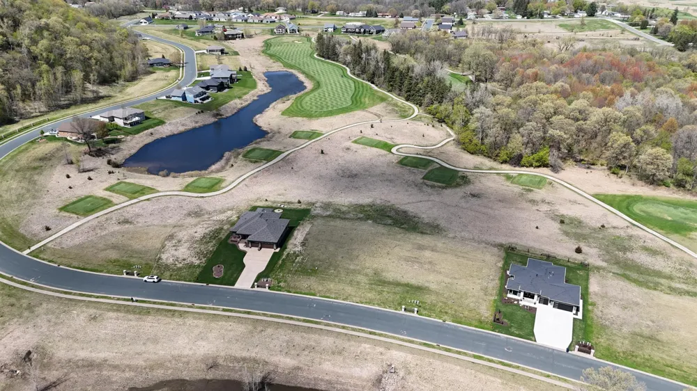 2230 Clubhouse Drive Lake City, MN 55041