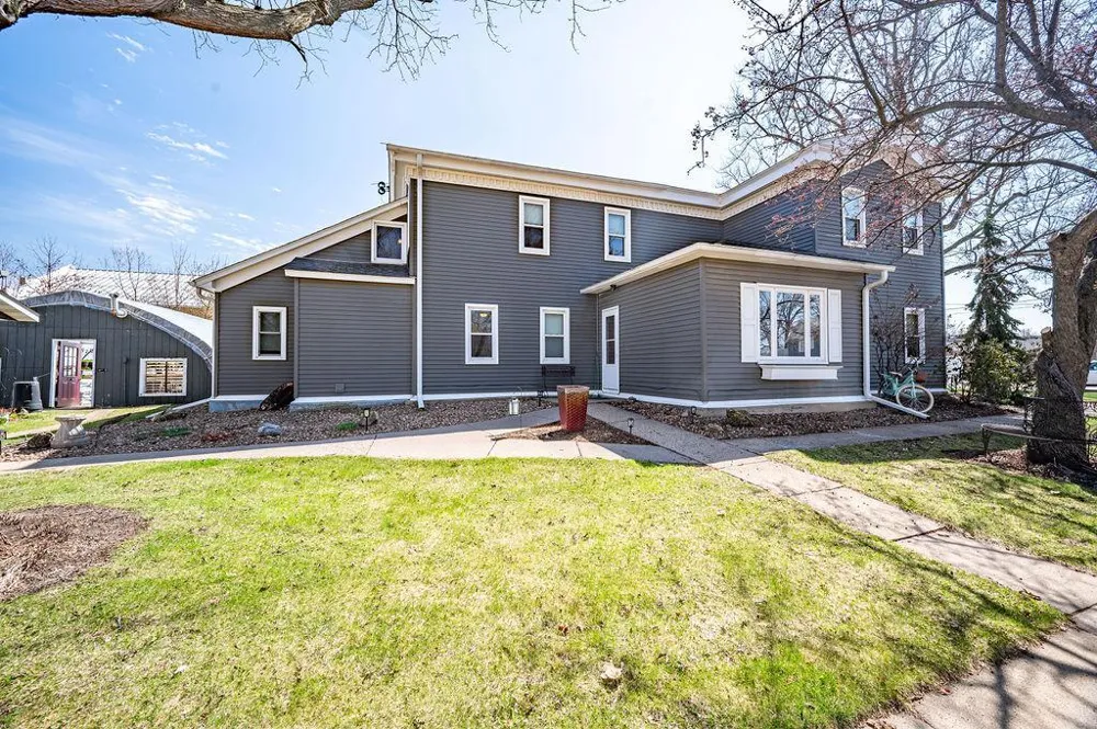 438 W Kinne Street Ellsworth, WI 54011