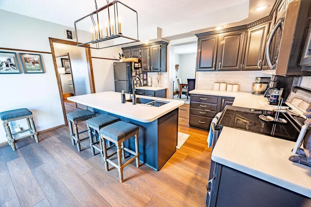 438 W Kinne Street Ellsworth, WI 54011