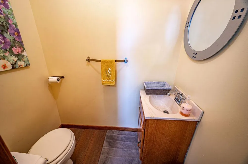 438 W Kinne Street Ellsworth, WI 54011