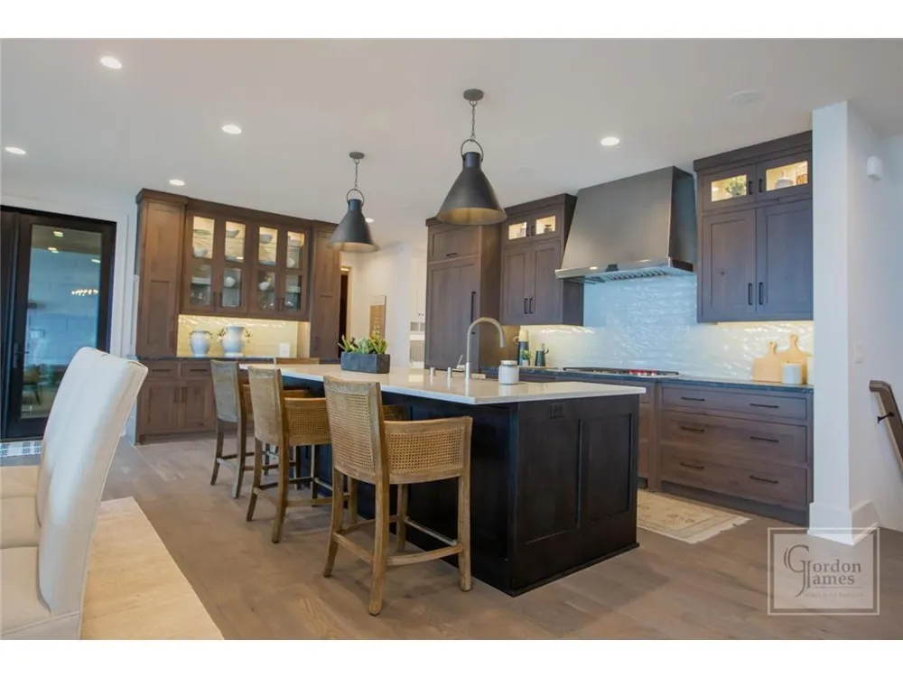 2535 Pioneer Trail Medina, MN 55340