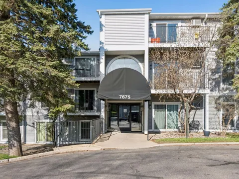 7675 142nd Street W #109