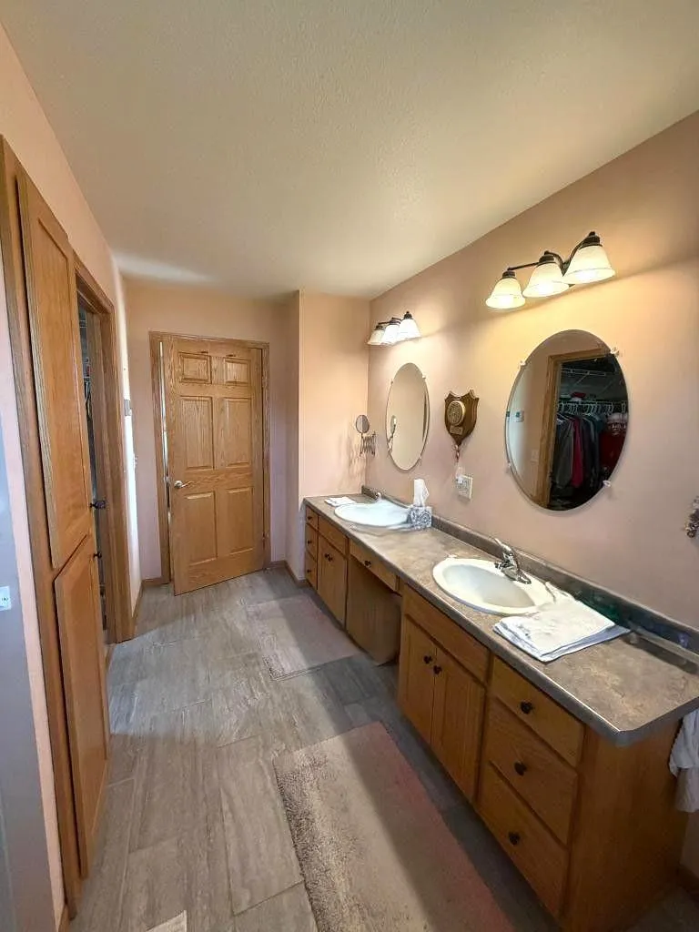 2015 Highland Circle E Mora, MN 55051