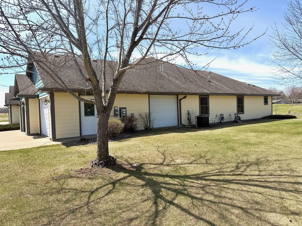 2015 Highland Circle E Mora, MN 55051
