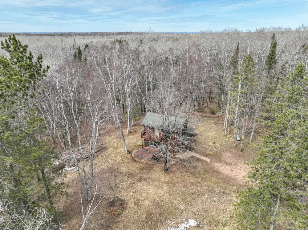 5190 E Koenen Road South Range, WI 54874