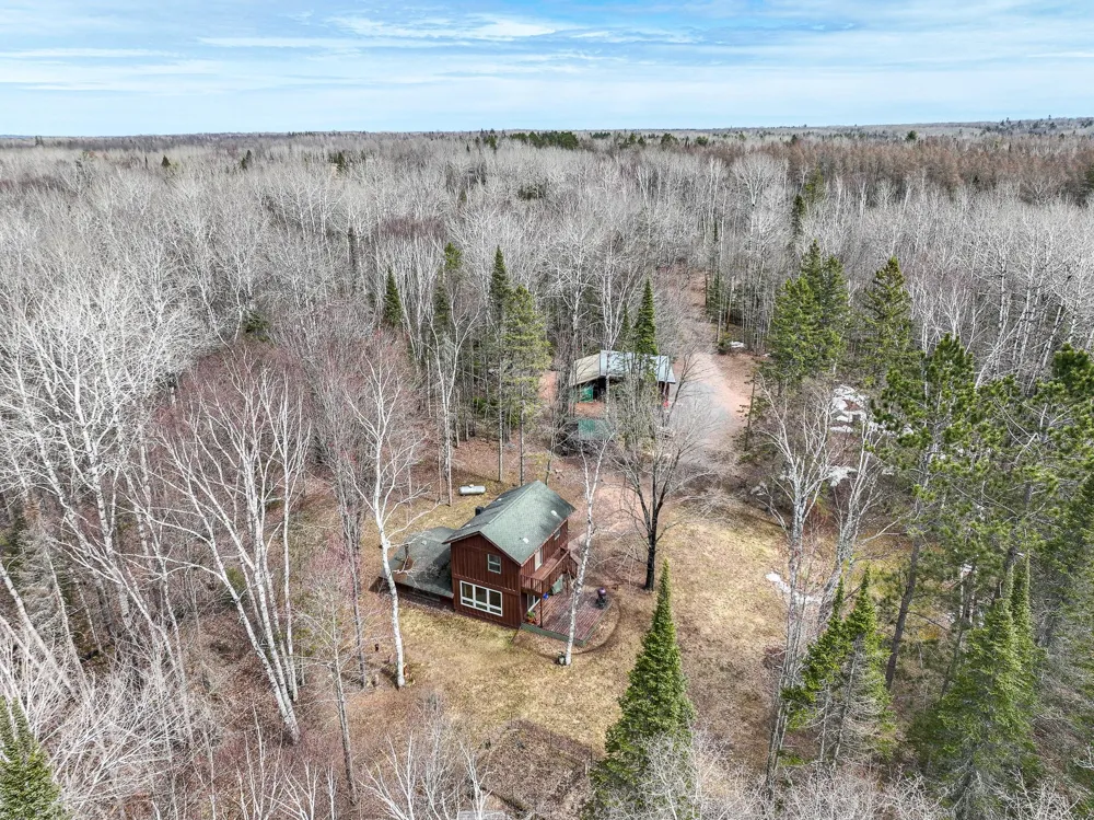 5190 E Koenen Road South Range, WI 54874