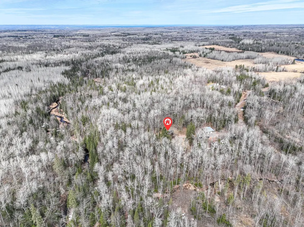 5190 E Koenen Road South Range, WI 54874