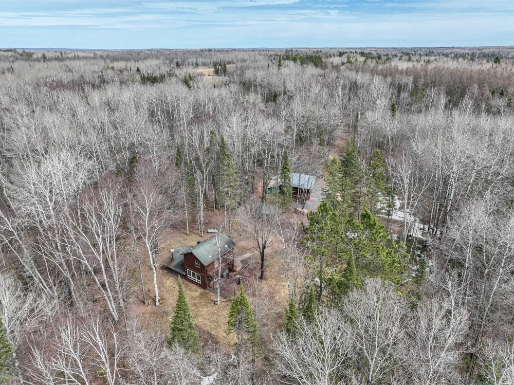 5190 E Koenen Road South Range, WI 54874