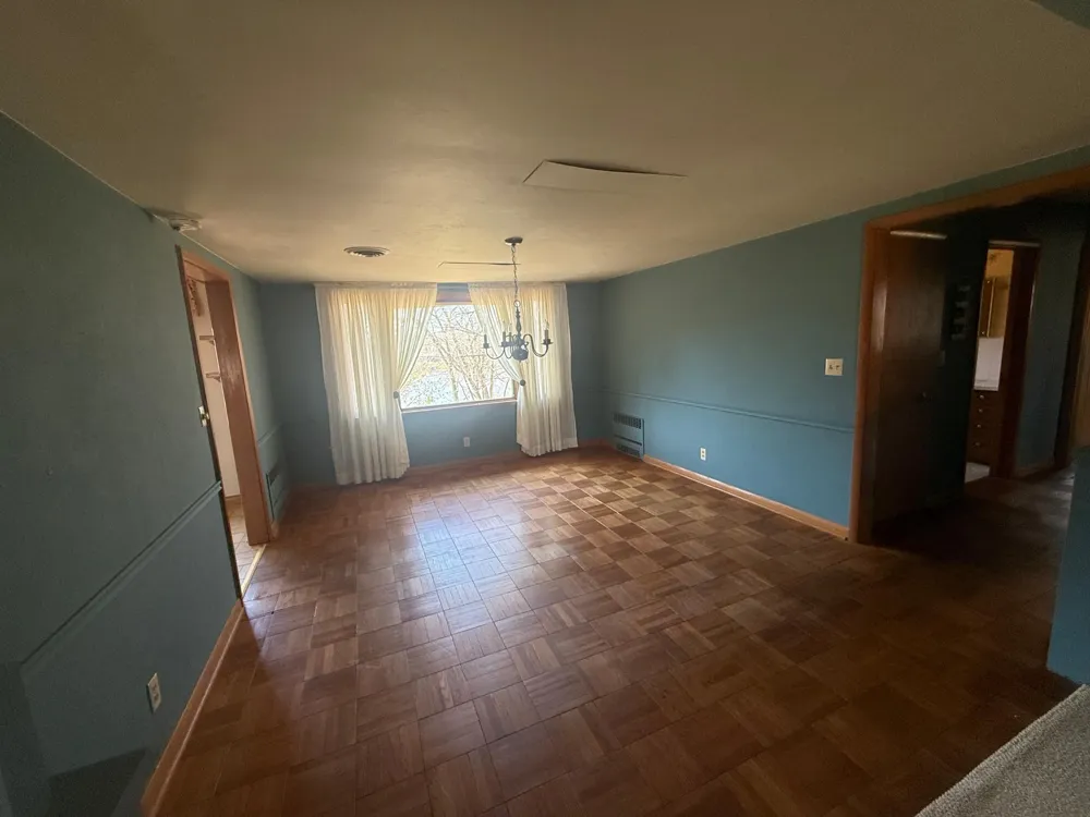 320 S Minnesota Street Redwood Falls, MN 56283