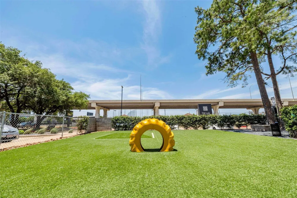 14703 Park Row #901 Houston, TX 77079