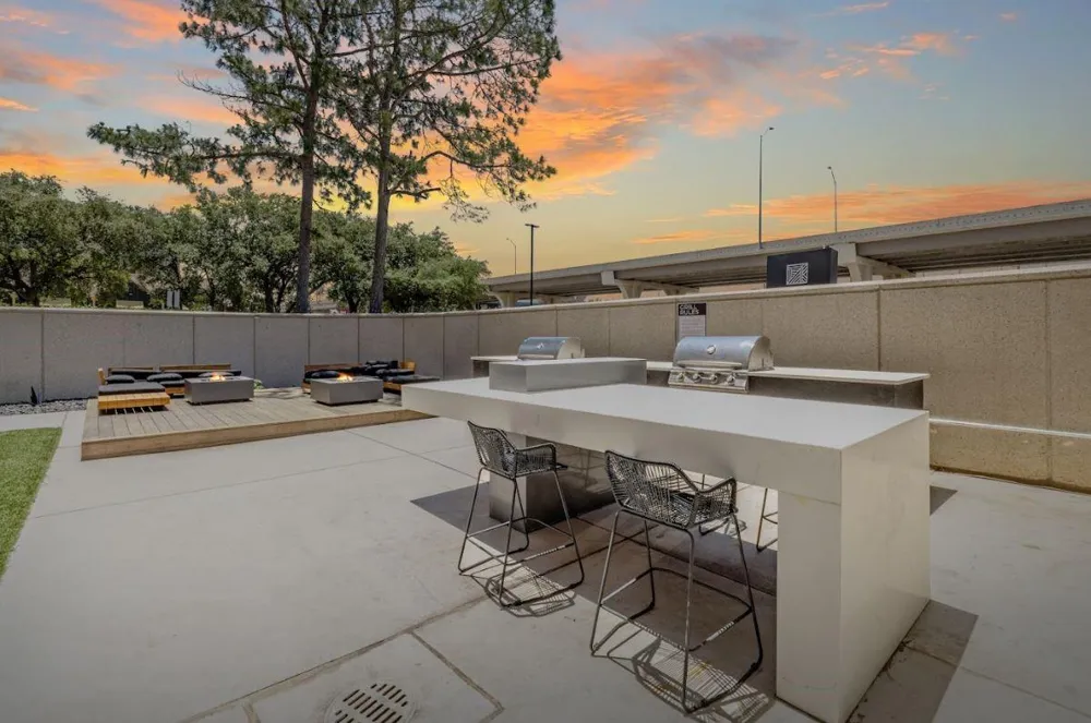 14703 Park Row #901 Houston, TX 77079