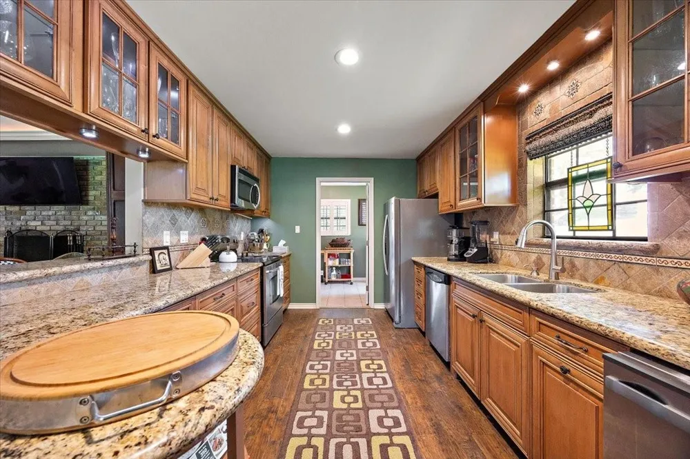 12392 Fm 355 Trinity, TX 75862