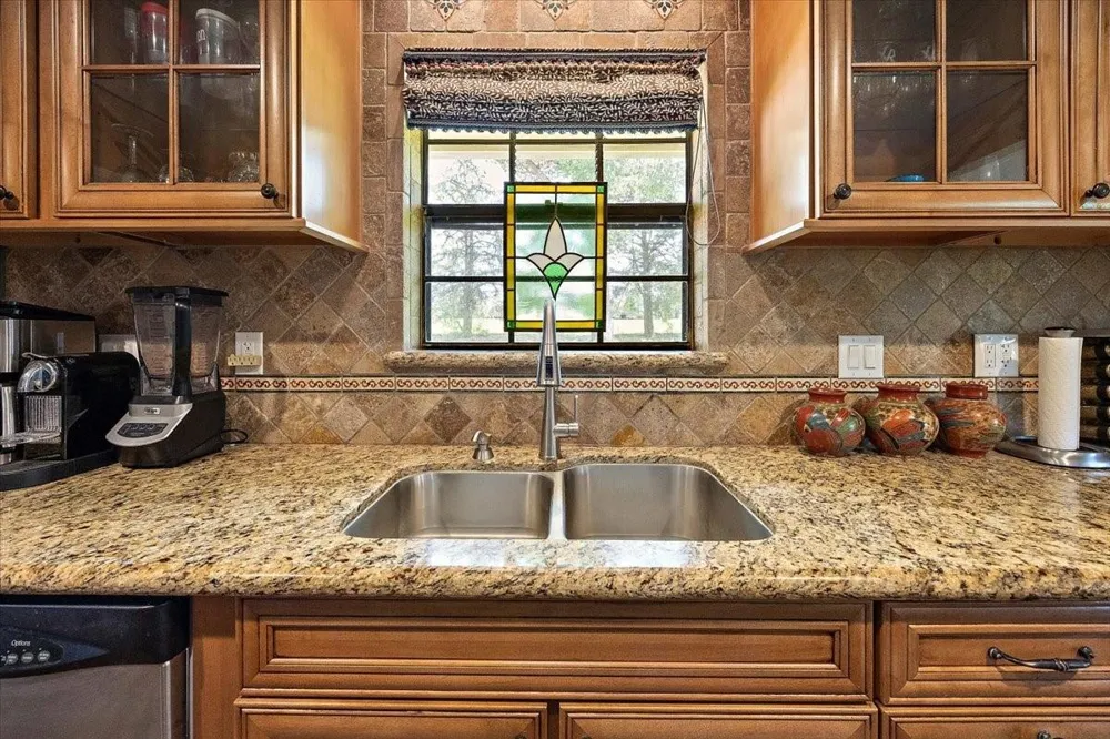 12392 Fm 355 Trinity, TX 75862