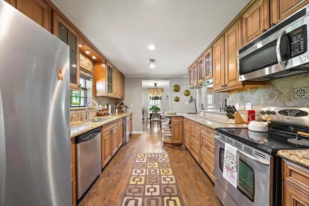 12392 Fm 355 Trinity, TX 75862